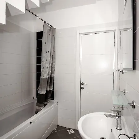 Joya Cypern Mystic Penthouse Case de vacanță Agios Amvrosios (Kyrenia)