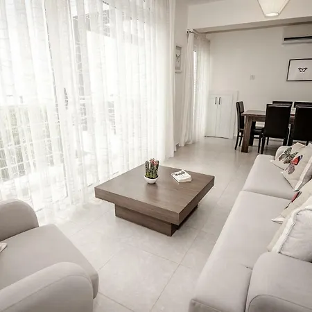 Case de vacanță Joya Cypern Mystic Penthouse Agios Amvrosios (Kyrenia)