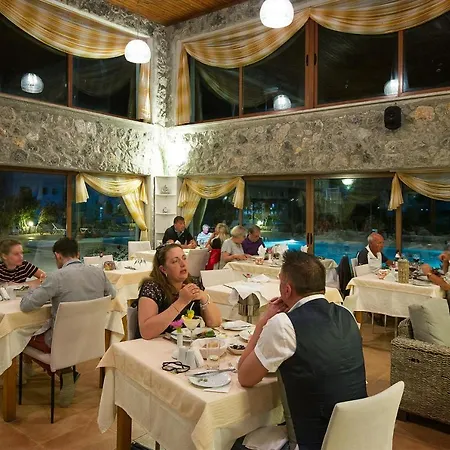Joya Cypern Mystic Penthouse Case de vacanță